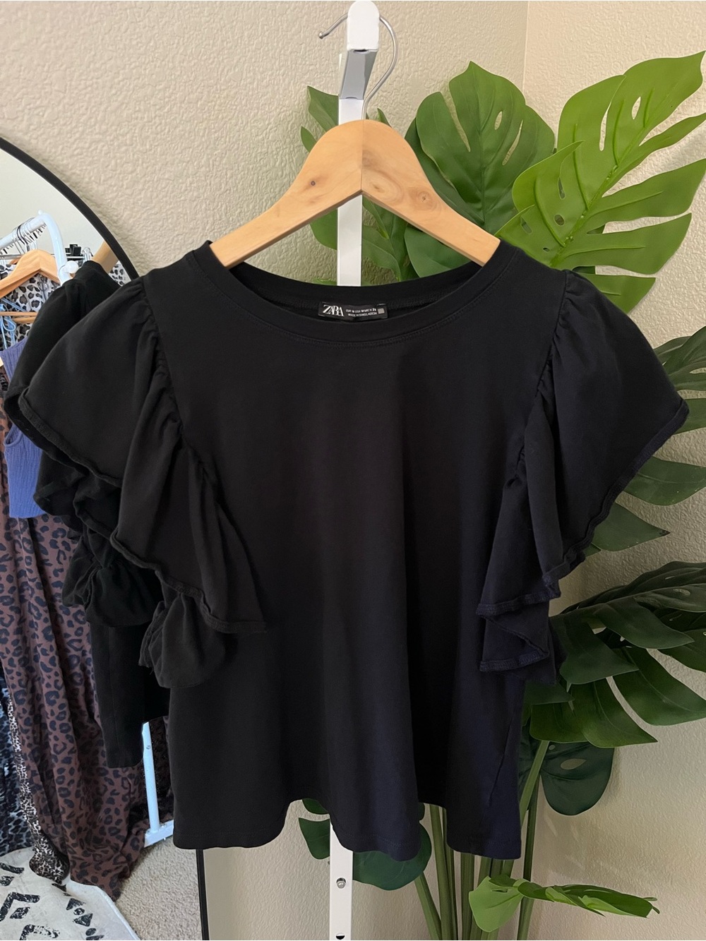 🖤✨ Zara Black Ruffle Sleeve Cotton Top Sz M | Feminine Minimalist Chic